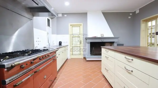 Casale via Colombini, Montecarlo