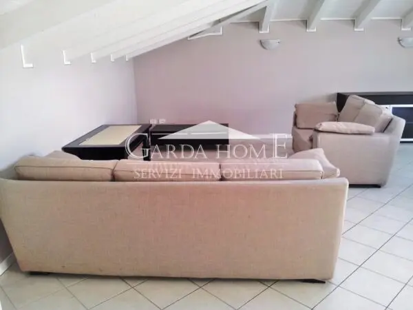 Appartamento via Mezzocolle, Desenzano Del Garda