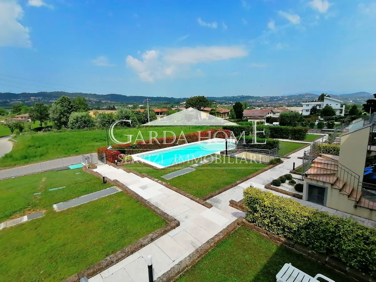 Immagine per Appartamento in vendita a Lonato del Garda via Maccarona