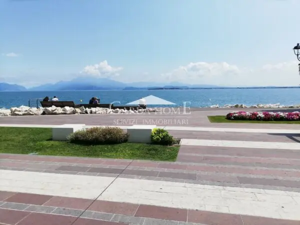 Appartamento via Lorenzini, Desenzano Del Garda