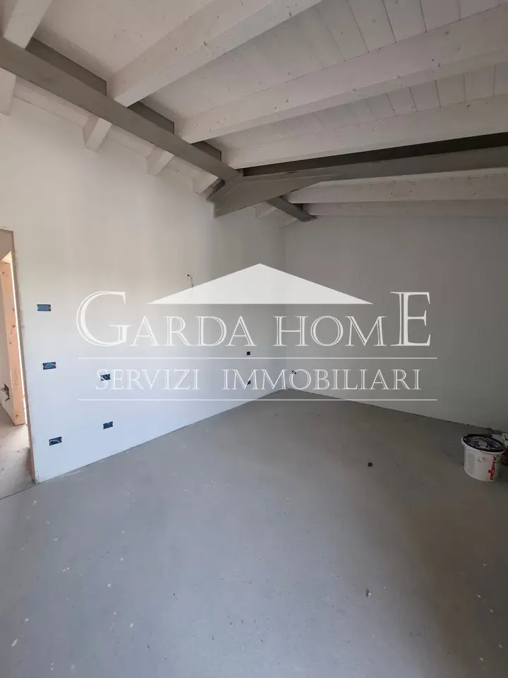Immagine per Appartamento in vendita a Desenzano del Garda via Lecco