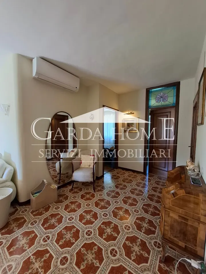Immagine per Appartamento in vendita a Desenzano del Garda via Vighenzi