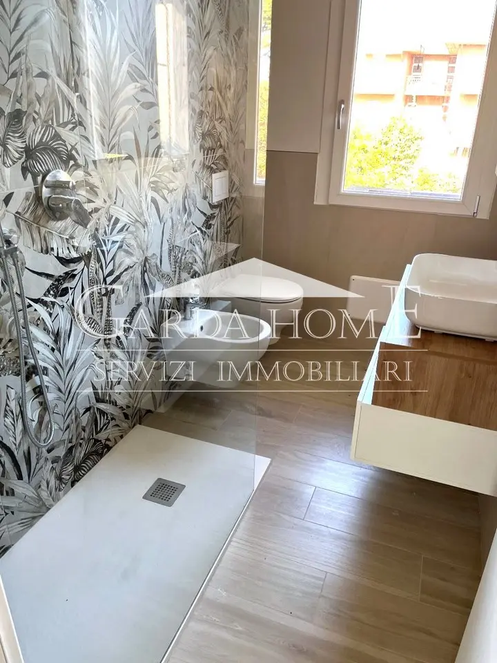 Immagine per Appartamento in vendita a Desenzano del Garda via Rimembranze