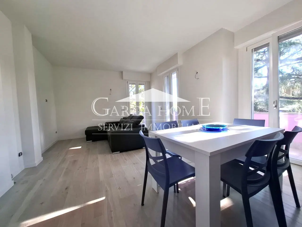 Immagine per Appartamento in vendita a Desenzano del Garda via Rimembranze