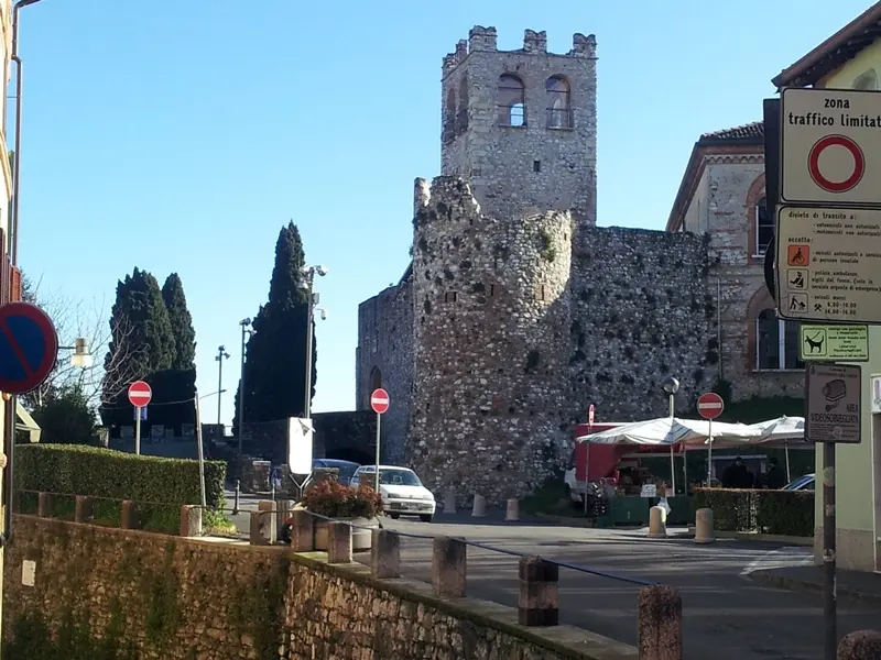 Immagine per Box auto in affitto a Desenzano del Garda viale Marconi