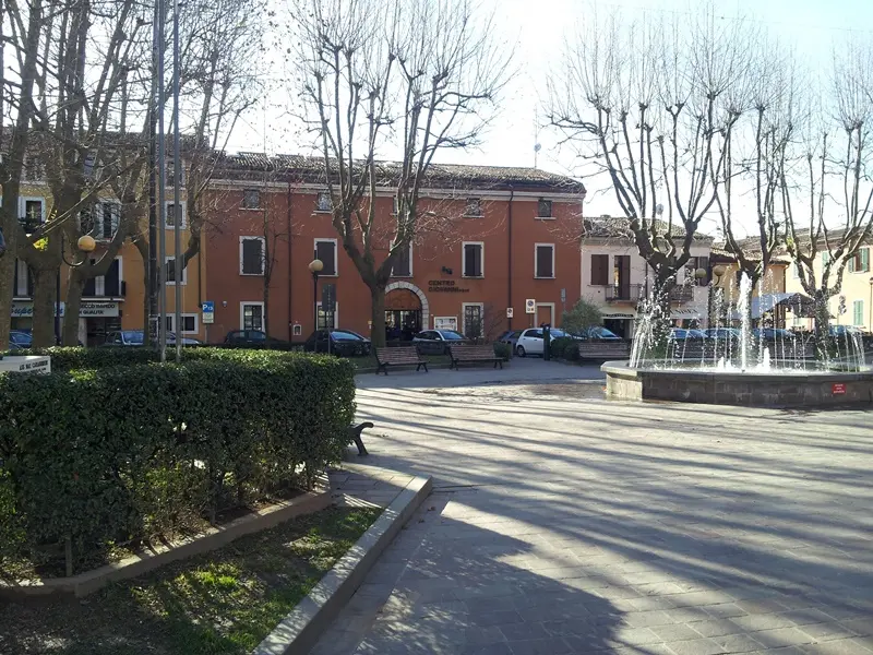 Immagine per Box auto in affitto a Desenzano del Garda viale Marconi
