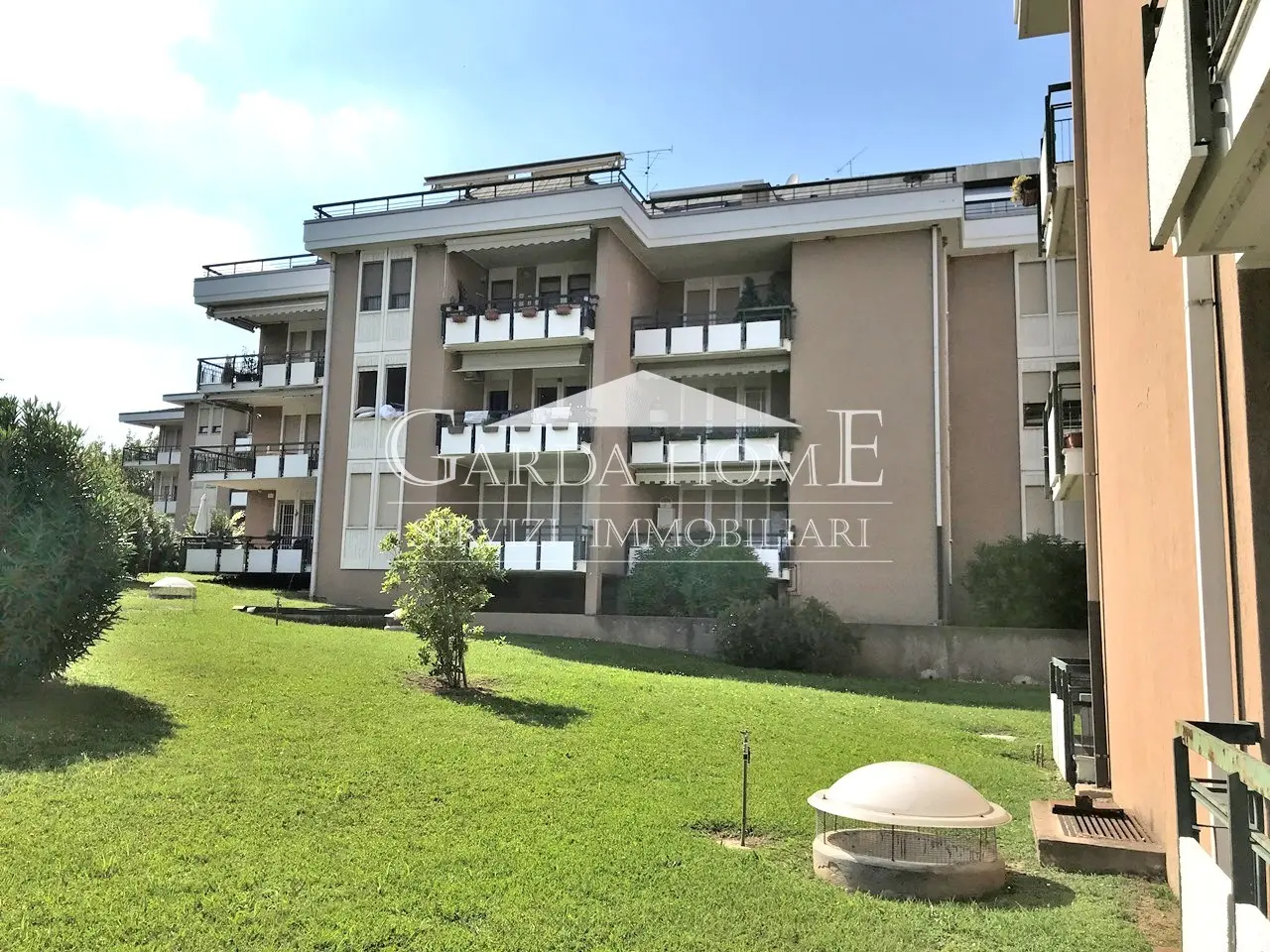 Immagine per Appartamento in vendita a Desenzano del Garda via Lungolago Cesare Battisti
