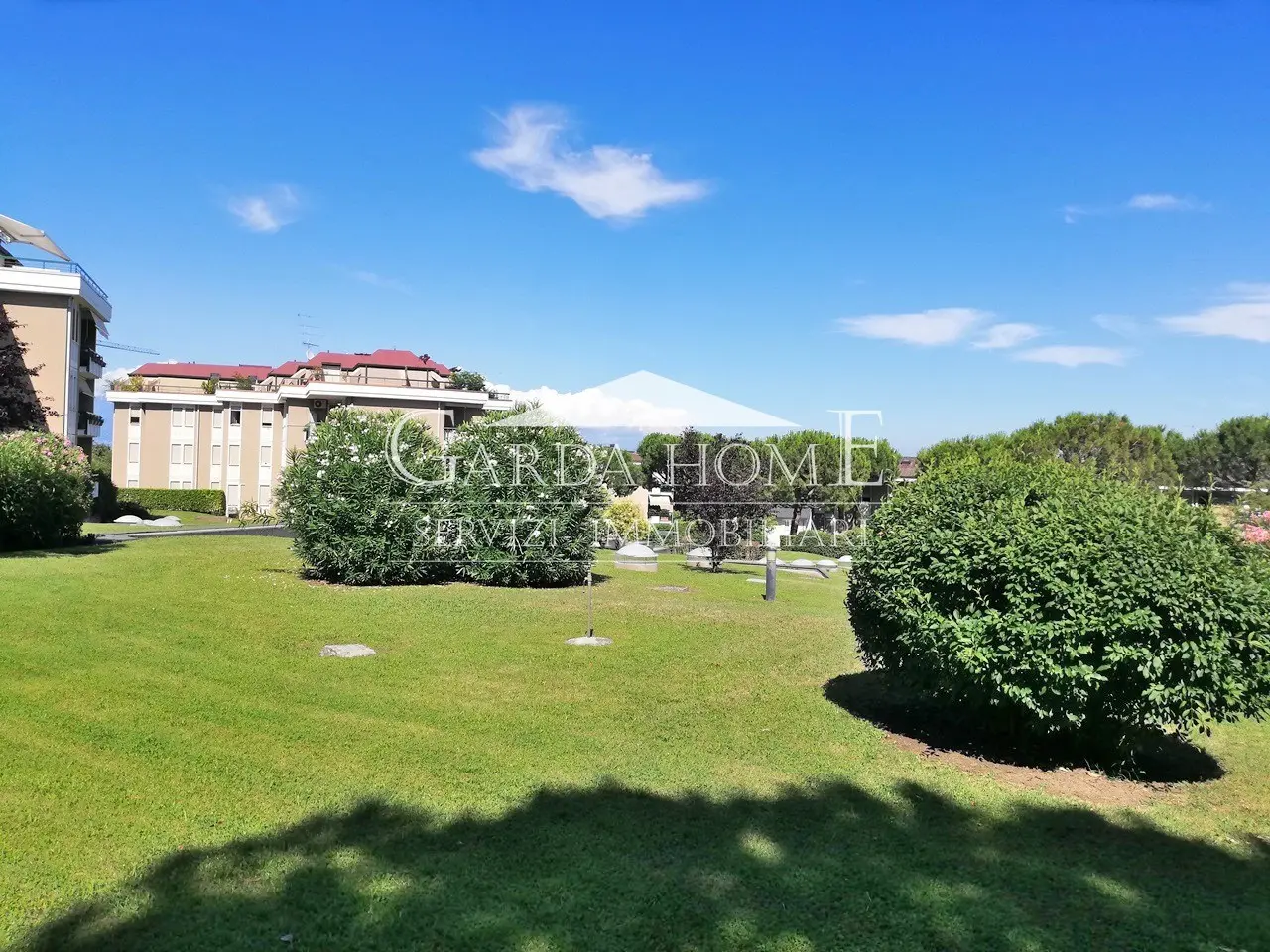 Immagine per Appartamento in vendita a Desenzano del Garda via Lungolago Cesare Battisti