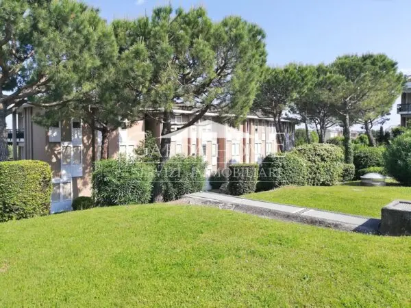Appartamento via Lungolago Cesare Battisti, Desenzano Del Garda