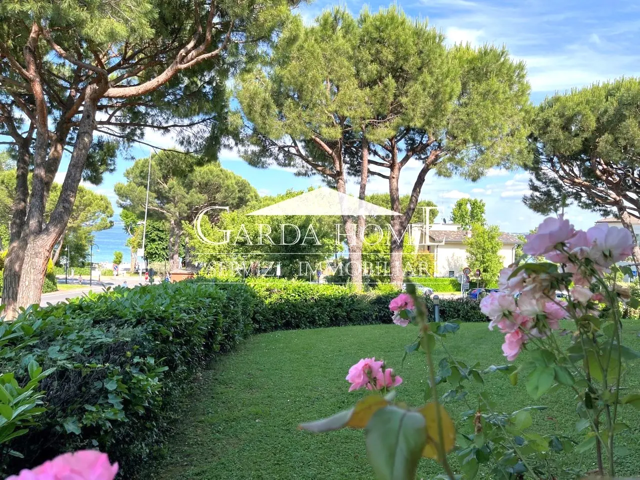 Immagine per Appartamento in vendita a Desenzano del Garda via Lungolago Cesare Battisti