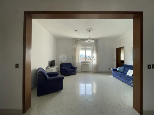 Quadrilocale via Bertoloni 32, Sarzana