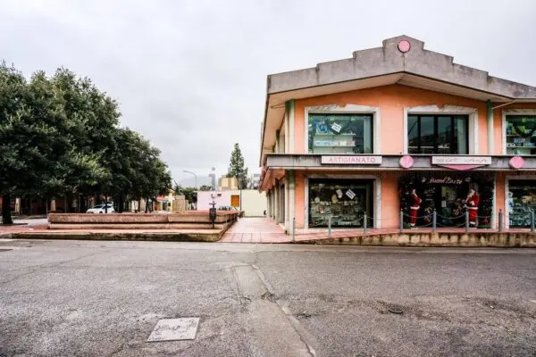 Locale Commerciale via Delle Rondini 1, Villasalto