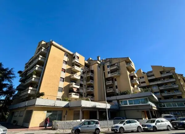 Appartamento via Erasmo Mari, Ascoli Piceno