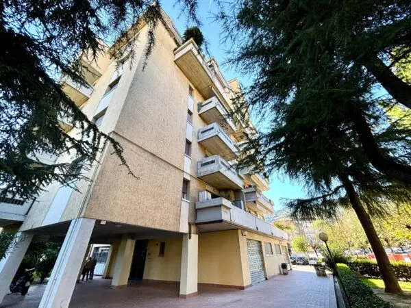 Appartamento via Erasmo Mari, Ascoli Piceno