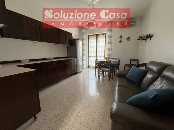 Appartamento Via On. Matarrese, Canosa Di Puglia