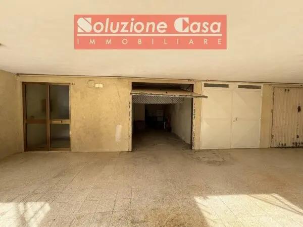 Appartamento Via On. Matarrese, Canosa Di Puglia