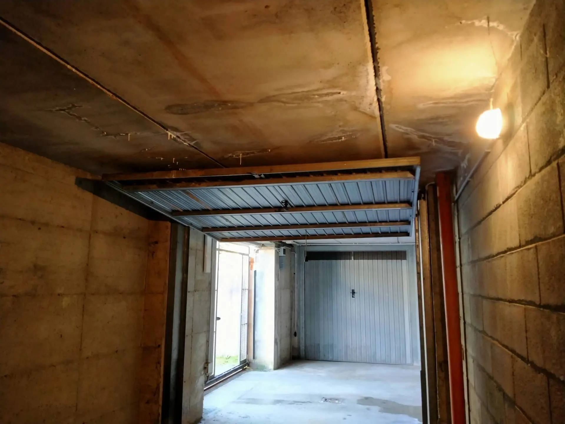 Immagine per Box / Posto auto in vendita a Malgesso 4 venti