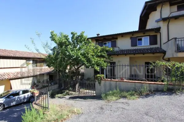 Casa Semindipendente via Giovanni Malagodi 25, Zumpano