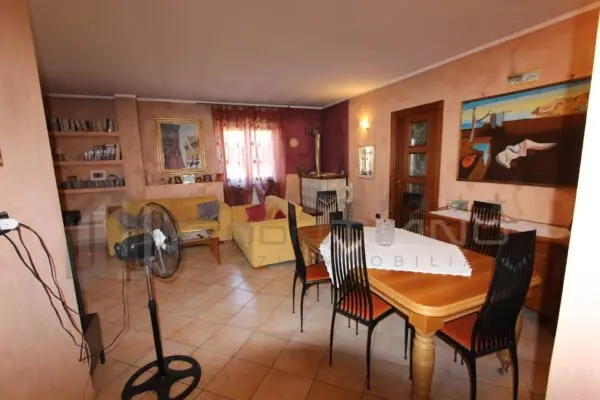 Casa Semindipendente via Giovanni Malagodi 25, Zumpano