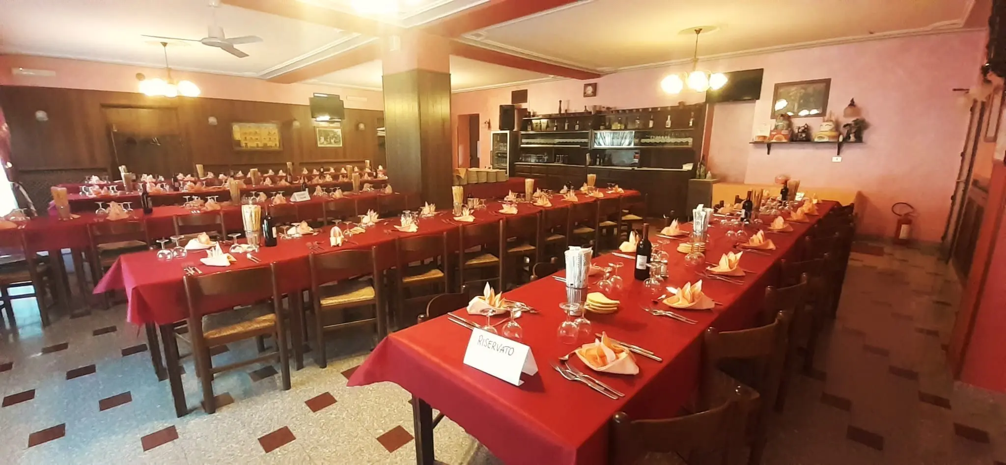 Immagine per Negozio in vendita a Perosa Argentina piazza Iii Alpini 4