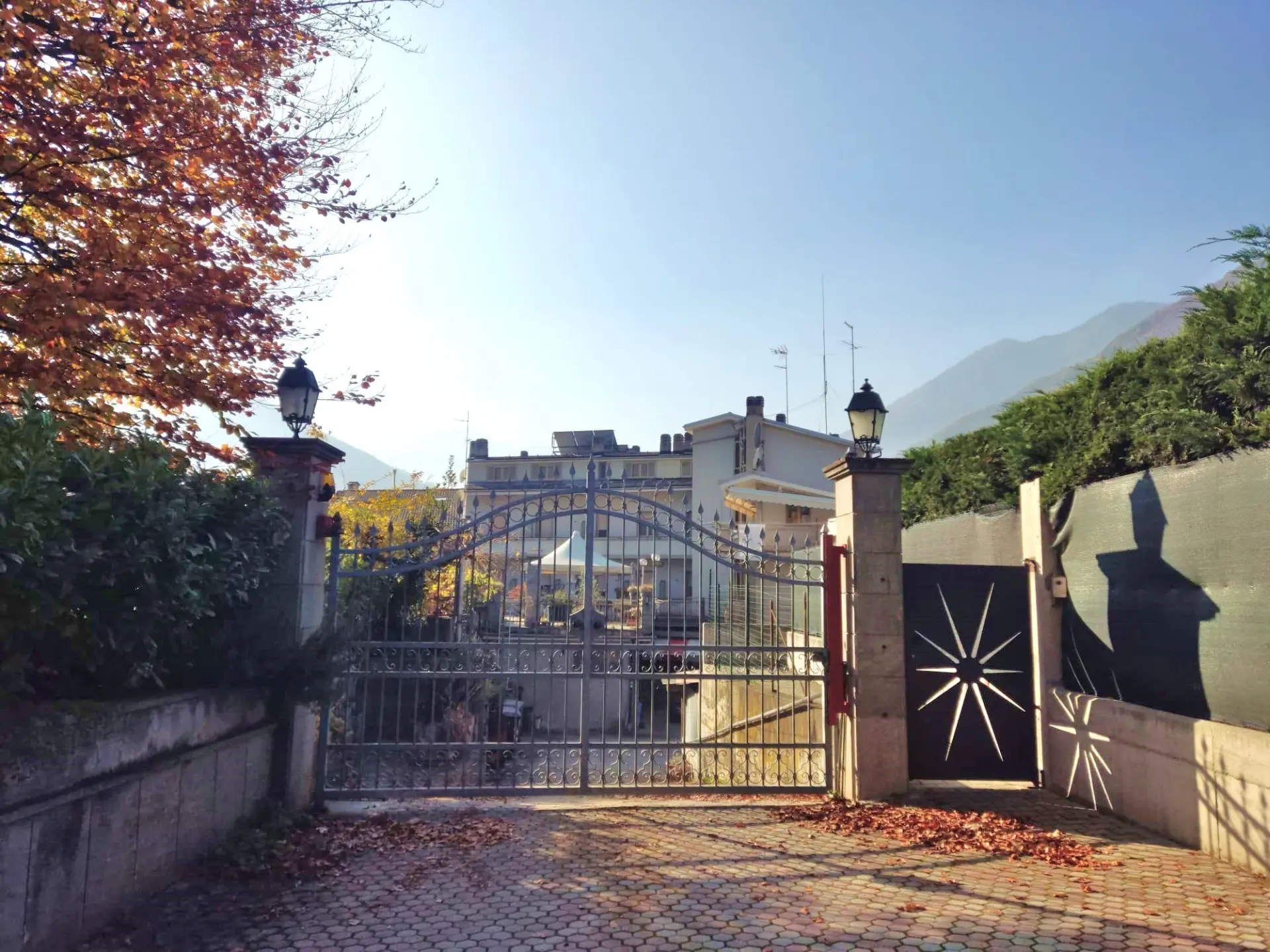 Immagine per Negozio in vendita a Perosa Argentina piazza Iii Alpini 4
