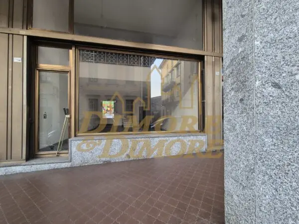 Locale Commerciale 17, Verbania