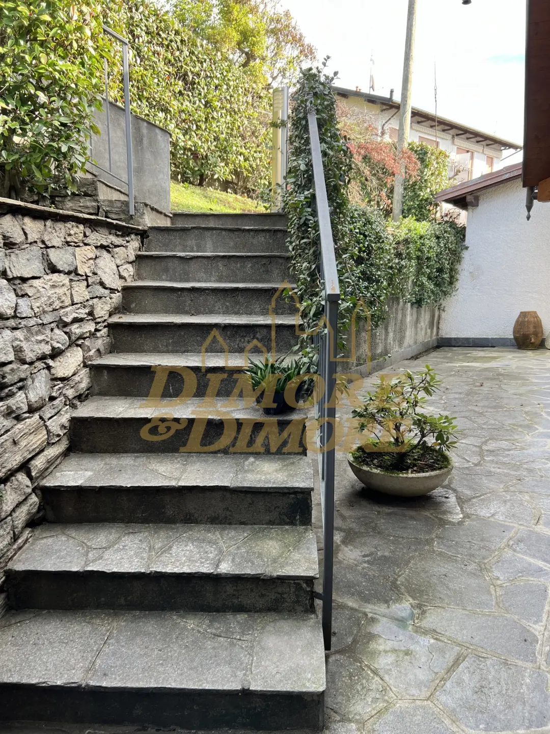 Immagine per Quadrilocale in vendita a Maccagno con Pino e Veddasca via Temistocle Solera 6