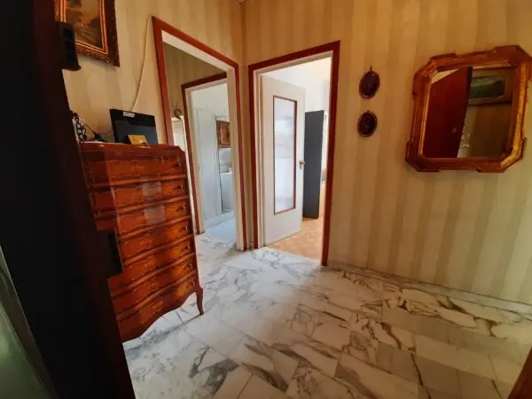 Trilocale strada Borgo Tinasso 81, Sanremo
