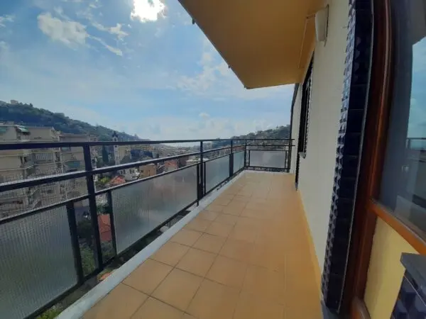 Trilocale strada Borgo Tinasso 81, Sanremo