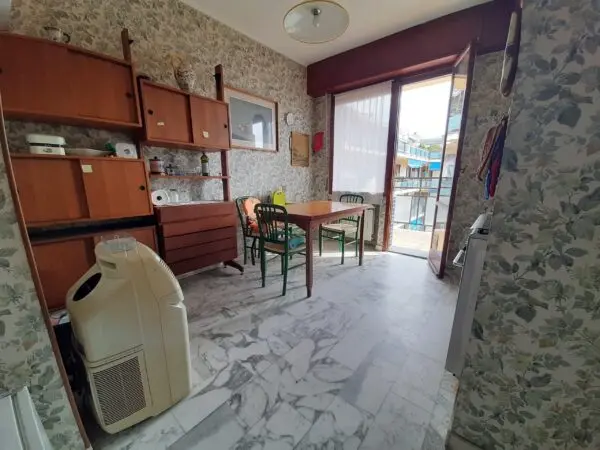 Trilocale strada Borgo Tinasso 81, Sanremo
