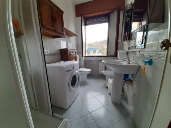 Trilocale strada Borgo Tinasso 81, Sanremo