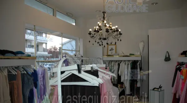 Capannone viale Cassino, Riccione