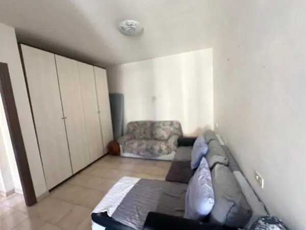 Appartamento via Fratelli Rosselli, Luni