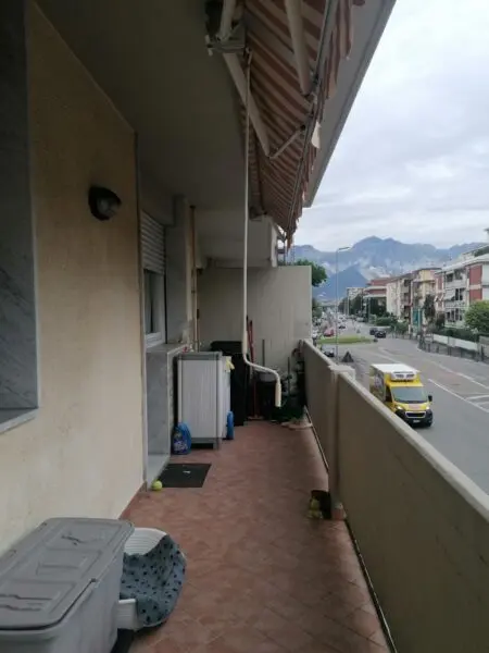 Appartamento via Lunense, Carrara