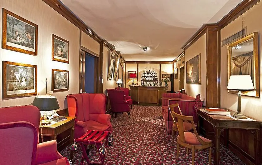 Immagine per Albergo in vendita a Lucca via Di Vicopelago E Di Pozzuolo