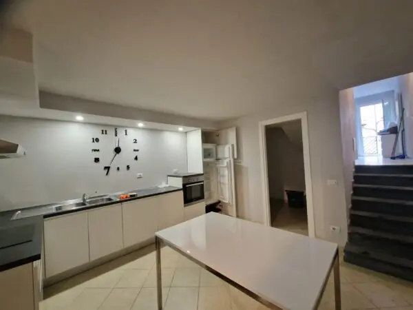 Villa A Schiera via Dei Piaggesi, Sant'Alessio, Lucca