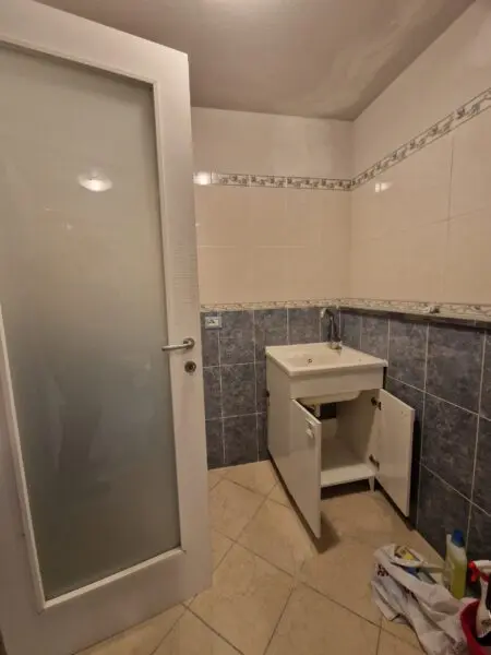 Villa A Schiera via Dei Piaggesi, Sant'Alessio, Lucca