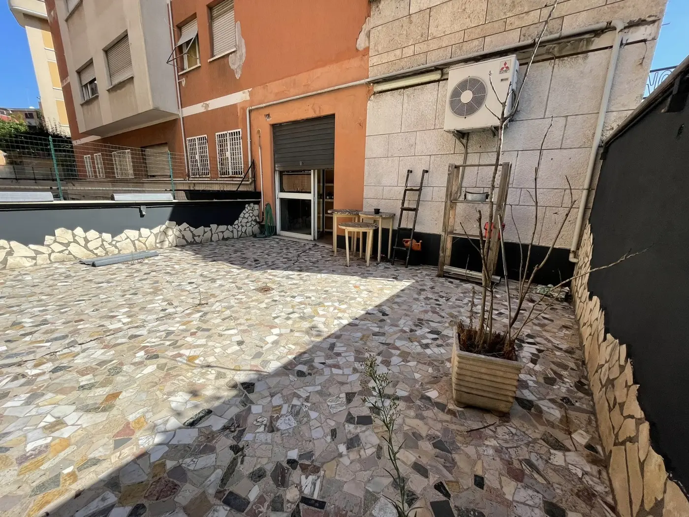 Immagine per Negozio in vendita a Roma via Madonna Del Riposo