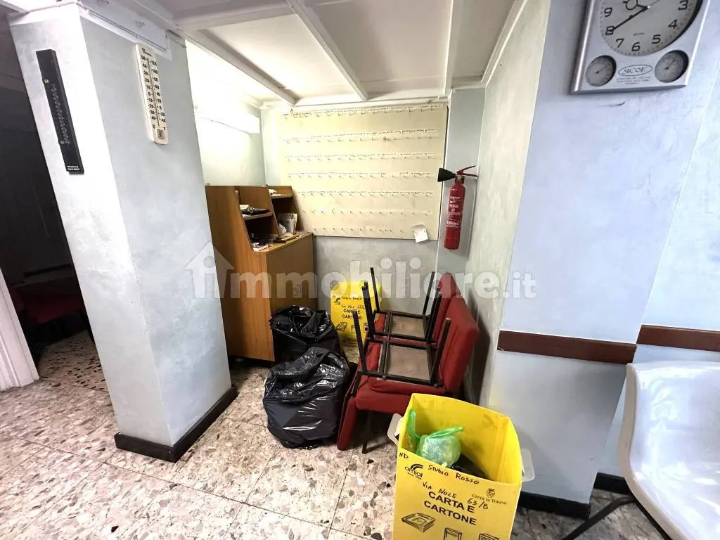 Immagine per Locale Commerciale in Vendita a Torino Via Nole