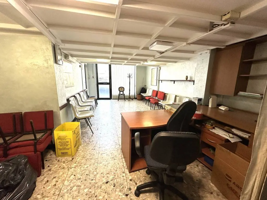 Immagine per Locale Commerciale in Vendita a Torino Via Nole