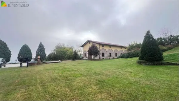 Capannone Fiorano Modenese