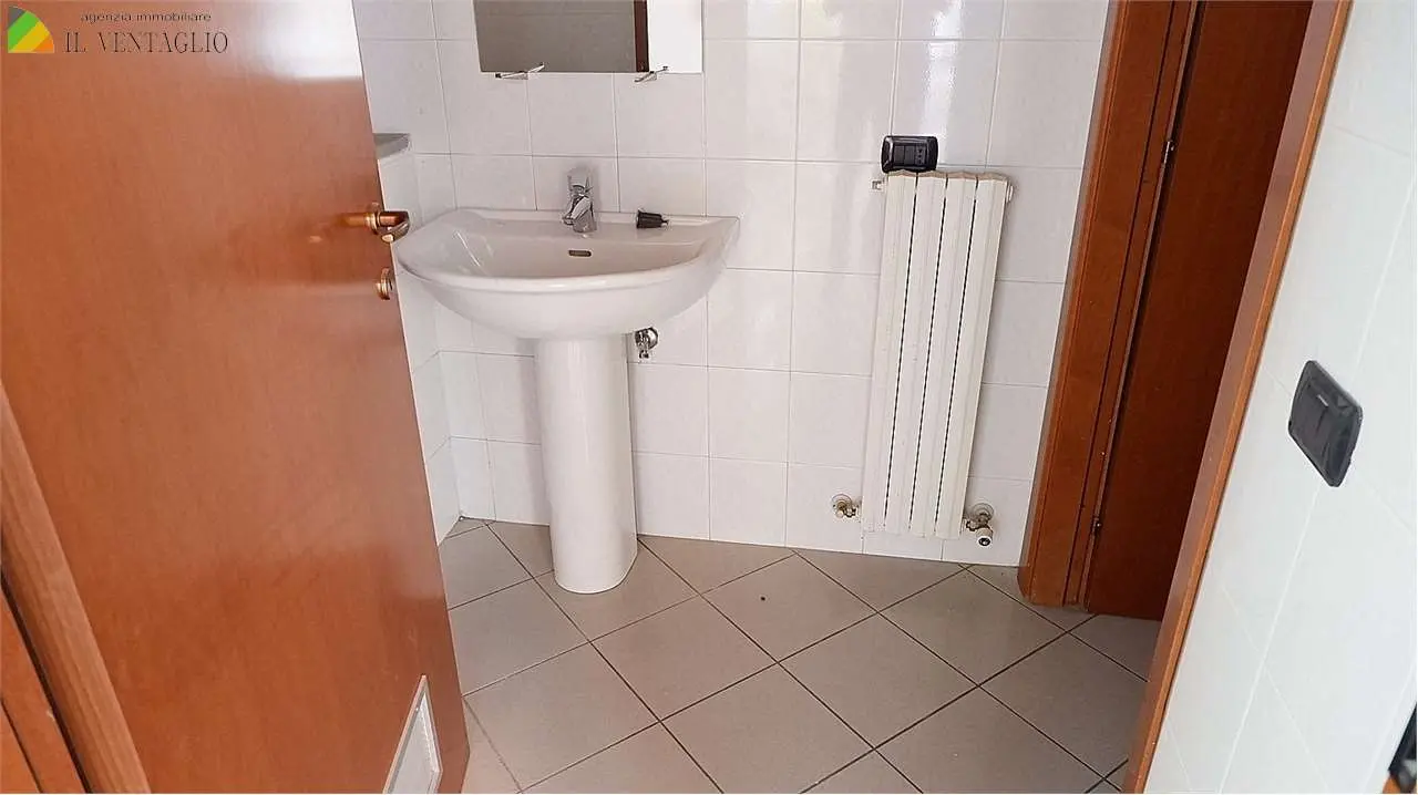 Immagine per Negozio in vendita a Sassuolo