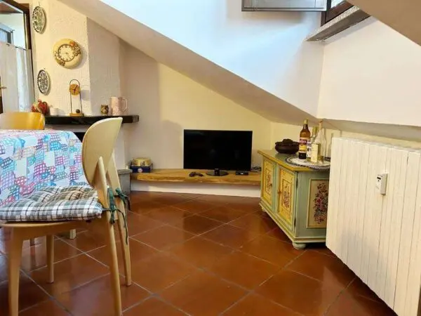 Appartamento via Pasubio 4, Bardonecchia