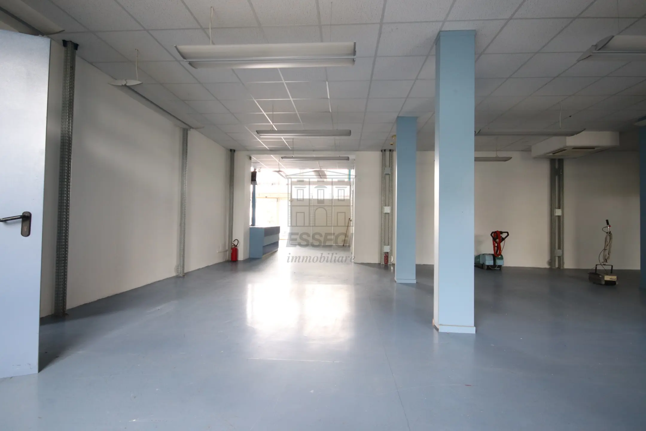 Immagine per Locale commerciale in affitto a Lucca 895