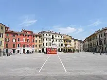 Magazzino via Mascardi 45, Sarzana