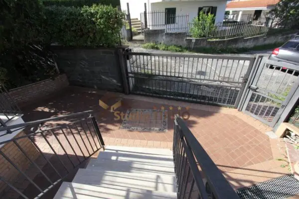 Villa Bifamiliare via Alessandro Magno, Rende