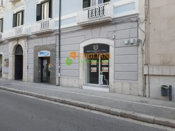 Locale Commerciale Piazza V. Emanuele II, Campobasso
