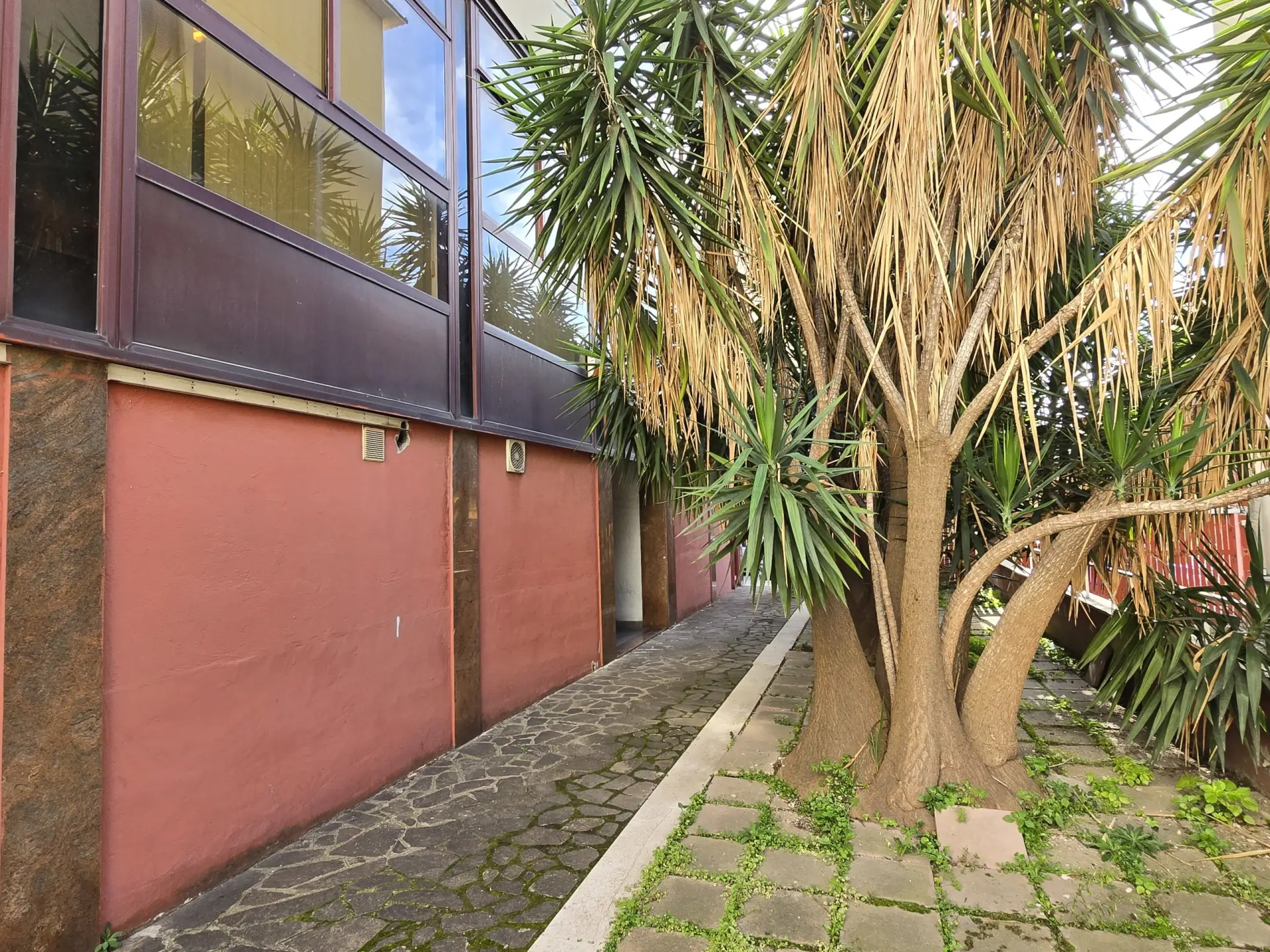 Immagine per Area verde in vendita a Roma via Degli Abeti 29