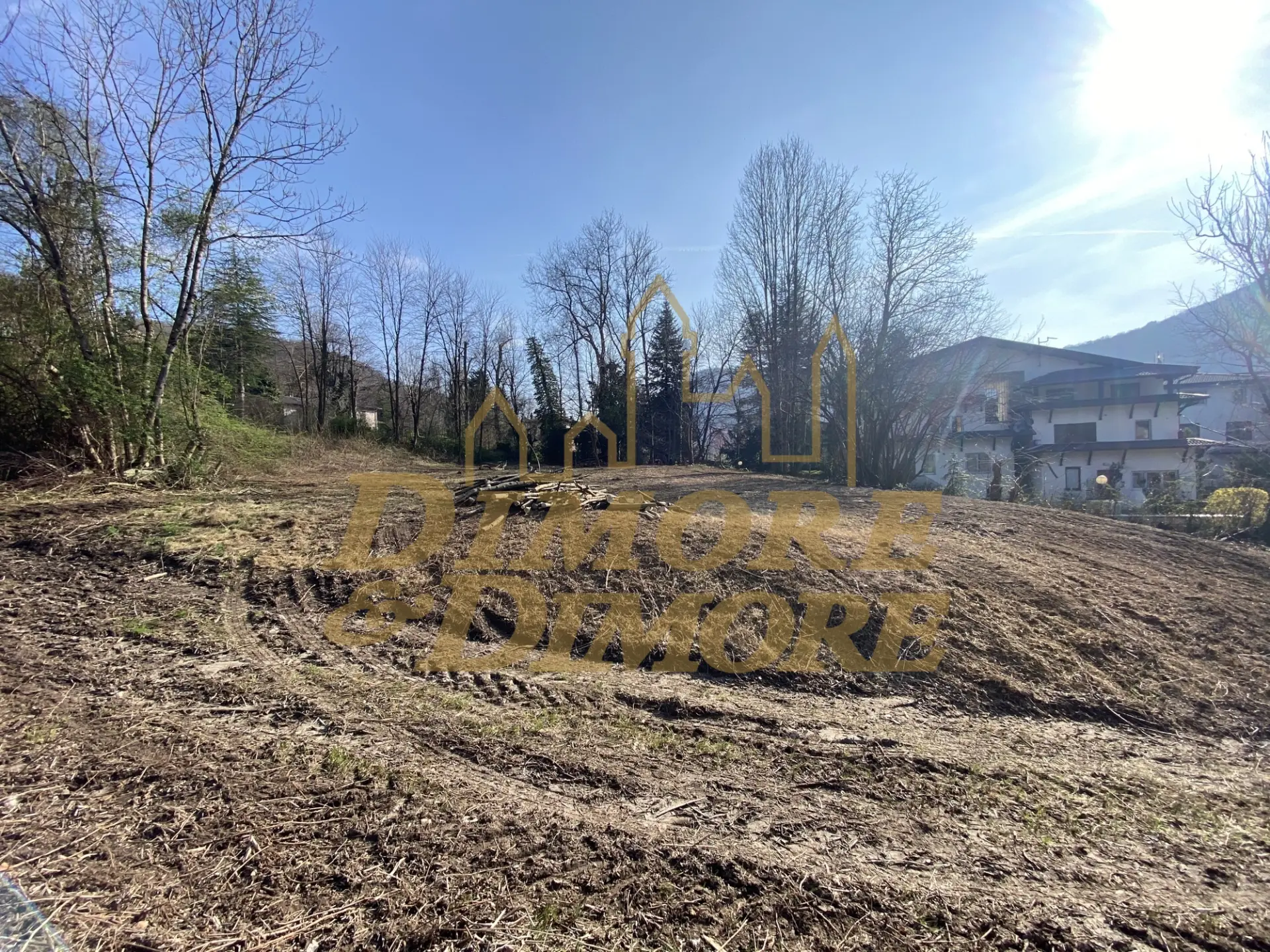 Immagine per Terreno edificabile in vendita a Valganna 2
