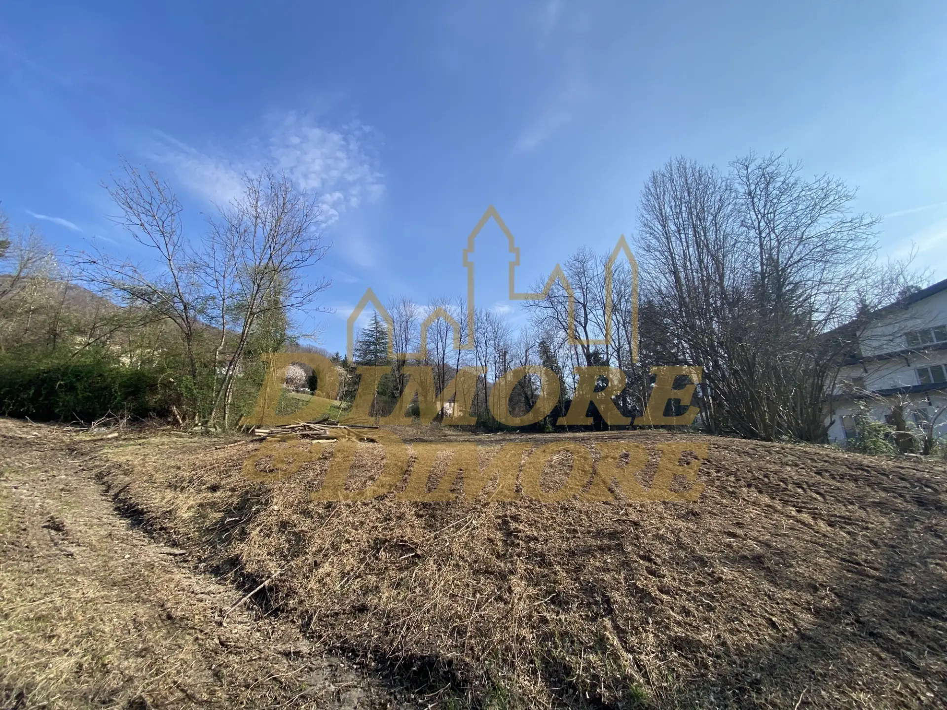 Immagine per Terreno edificabile in vendita a Valganna 2
